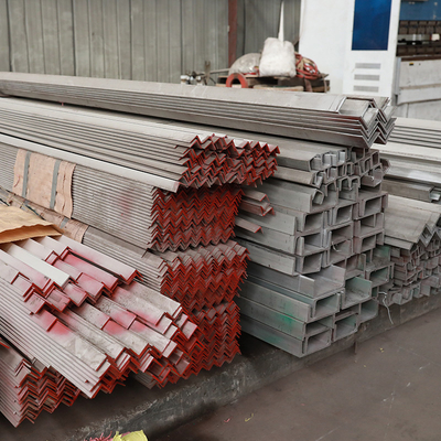 Eşit Çelik Köşebent 301 304N 310S S32305 410 204C3 316Ti